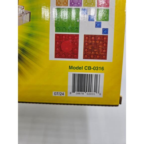Crayola 32 Pieces 3D Dancing Light Sculptures Building Blocks Age 5+ New - Picture 2 of 7